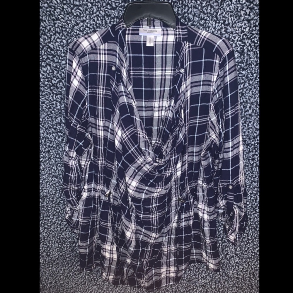 Motherhood Maternity plaid nursing top